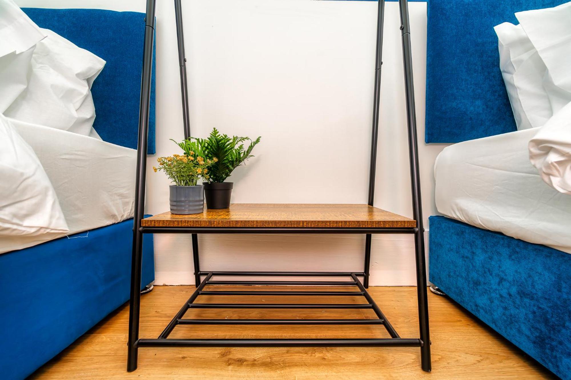 Cosy Retreat - Charming 2-Bed Apartment กรีน็อค ภายนอก รูปภาพ